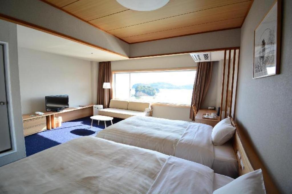 Hotel Shodoshima International 4*